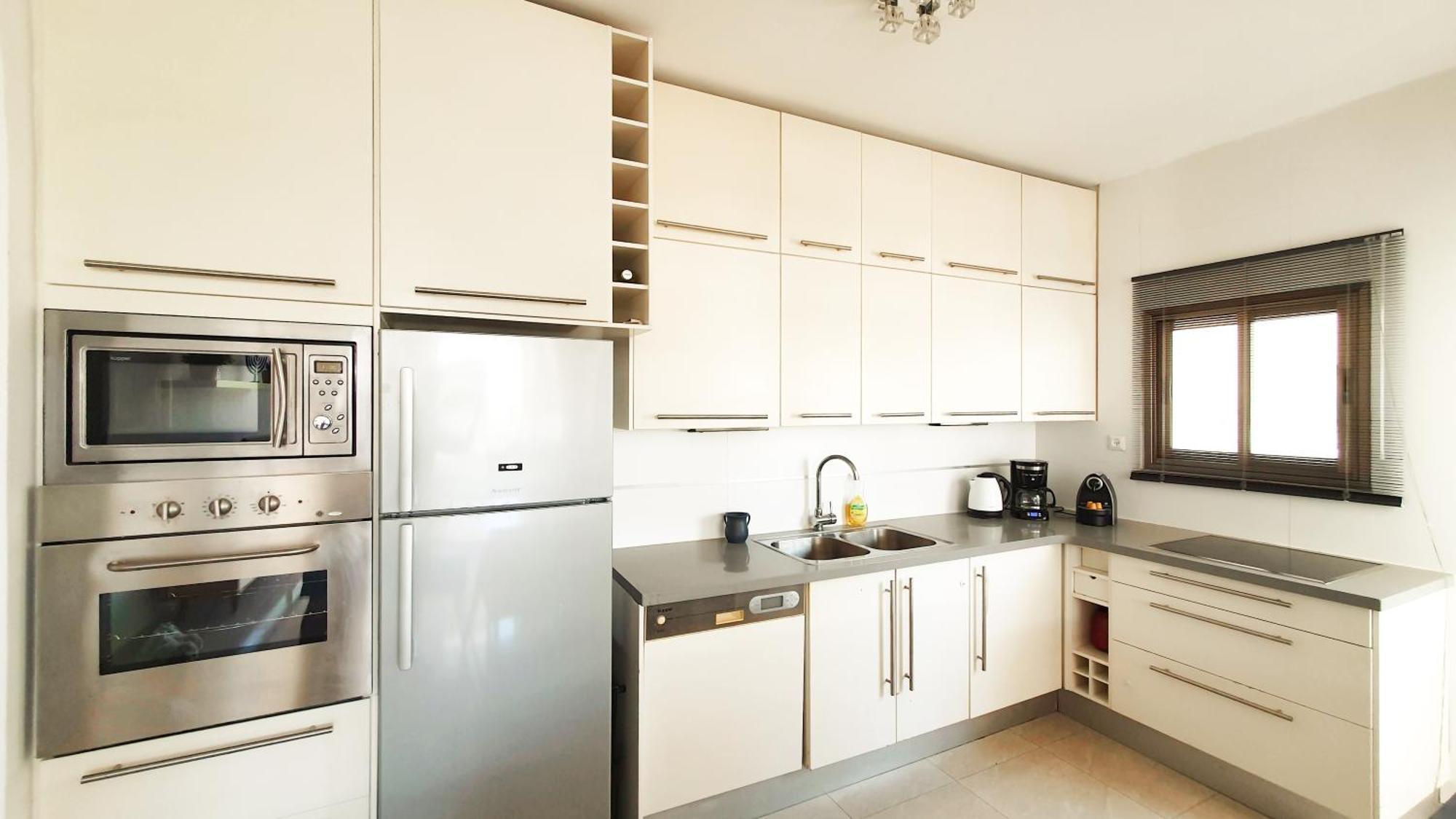Bnb Israel Apartments - Harav Kook Lilas Tel-Aviv Extérieur photo