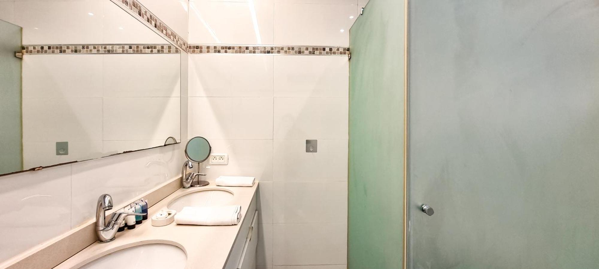 Bnb Israel Apartments - Harav Kook Lilas Tel-Aviv Extérieur photo
